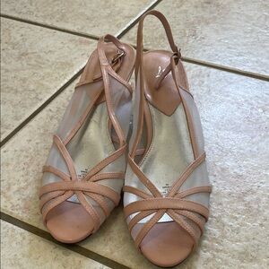 Elegant Women's Strappy Heels - Pink